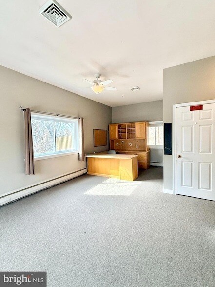 Building Photo - 2360 New Schuylkill Rd