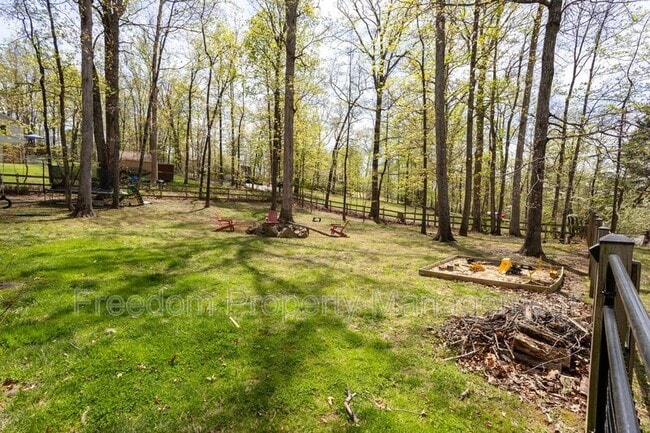 Building Photo - 6197 Edwards Dr