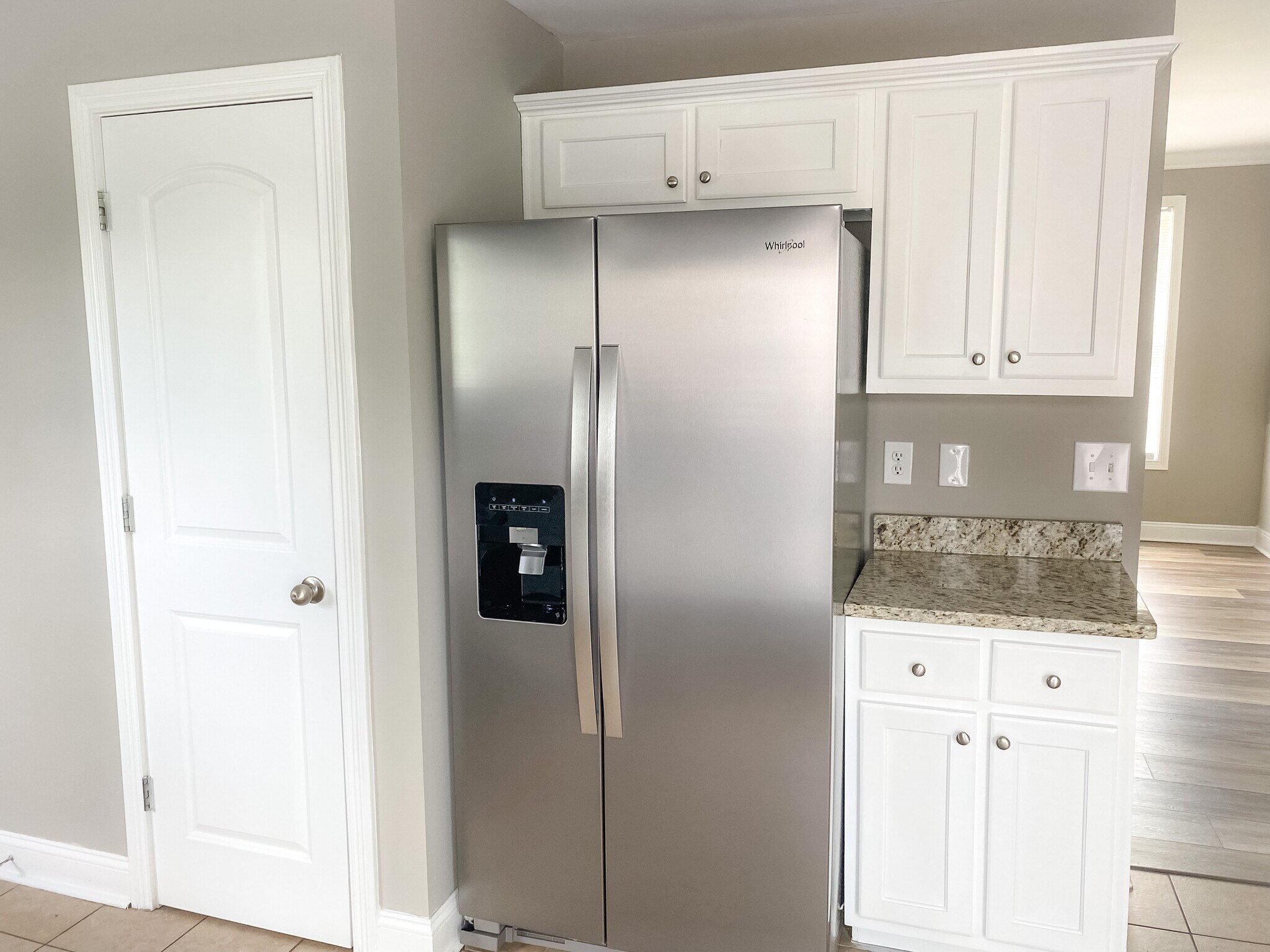 Building Photo - 1137 Unity Dr