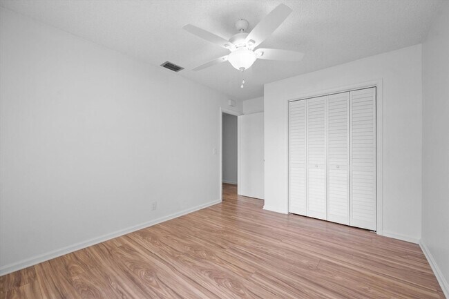 Building Photo - 13511 Jonquil Pl
