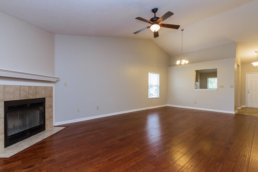 Building Photo - 6851 W Odessa Way
