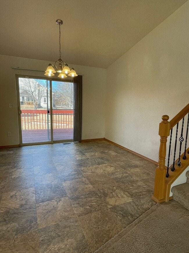 Building Photo - Spacious 4-Bedroom, 3-Bathroom House for Rent