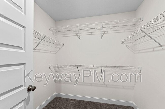 Building Photo - 563 Yuma Ln