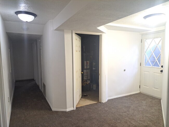 Building Photo - 775 S 2100 E