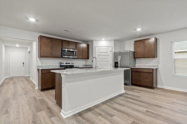 Building Photo - 9948 Sequoyah Cove Dr