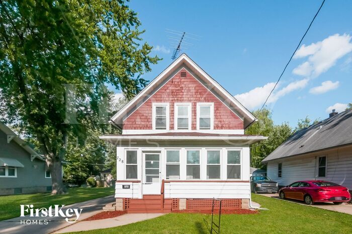Primary Photo - 728 Watson St