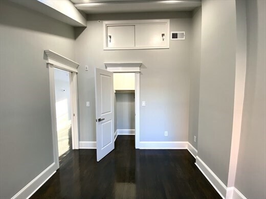 Building Photo - 209 Green St