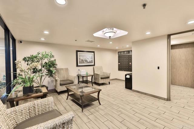 Building Photo - 5875 Friars Rd
