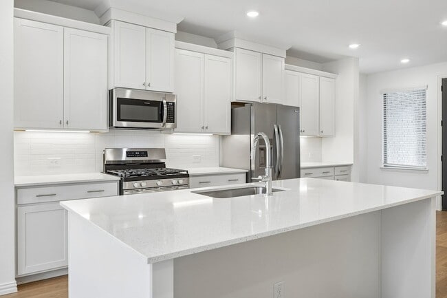 Building Photo - 3547 Pierce Ln