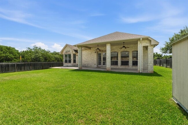 Building Photo - 1301 David Cove