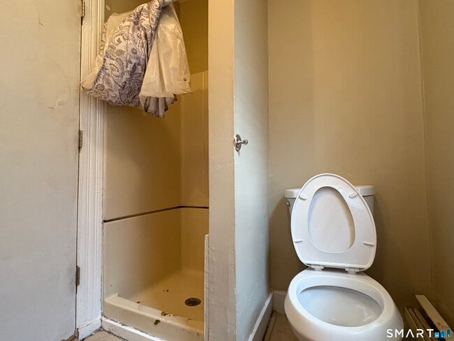 Building Photo - 151 Fitch St