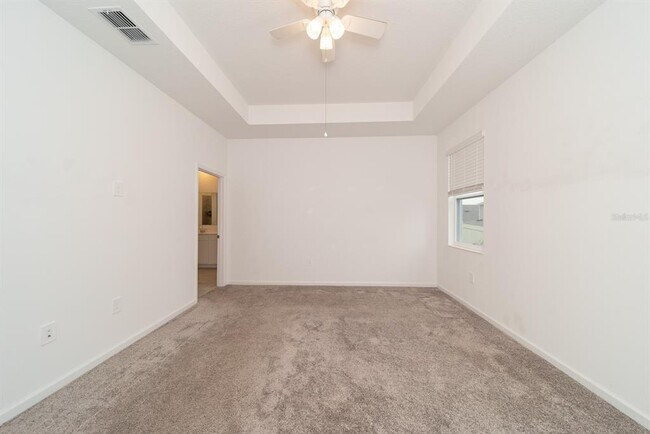 Building Photo - 2898 Armstrong Ave