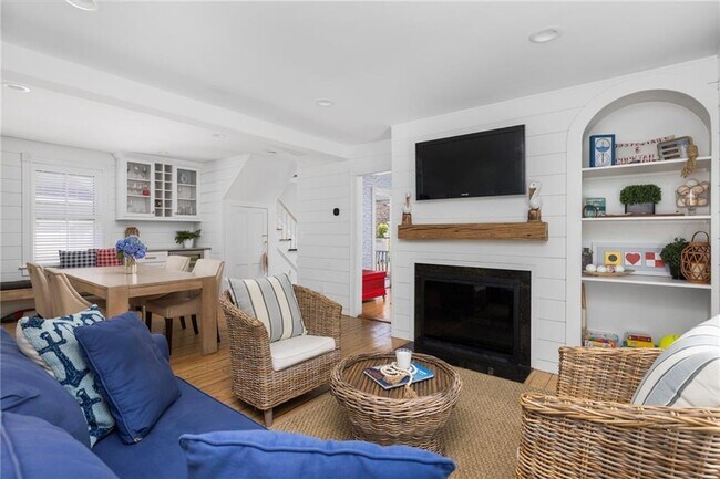 Building Photo - 36 Second St