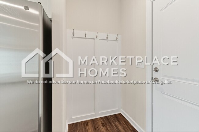 Building Photo - 1129 Alston Rdg Ct