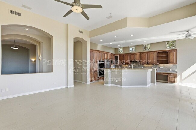 Building Photo - 11047 E Mirasol Cir