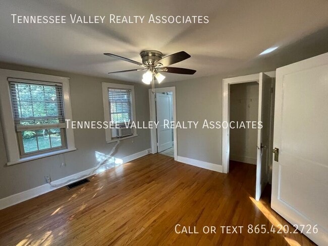 Building Photo - 419 Noelton Dr SW