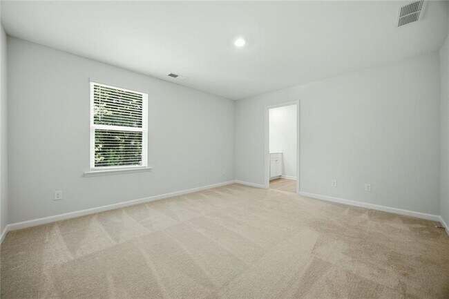 Building Photo - 111 Horned Owl Ave