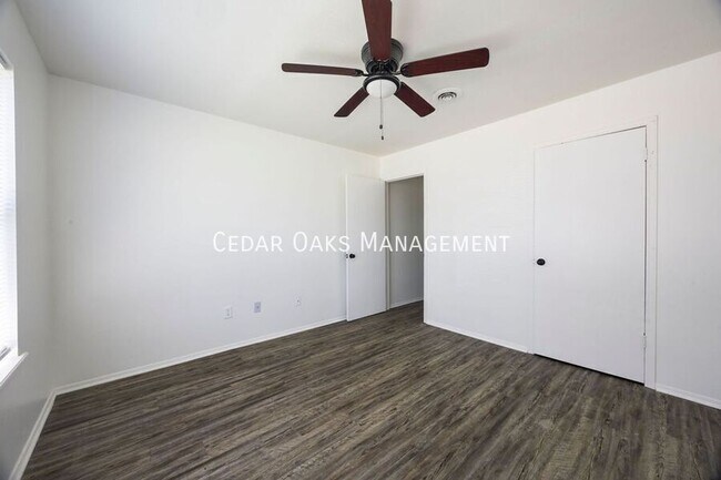 Building Photo - 4530 W Franciscan Trail