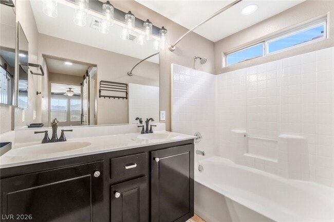 Building Photo - 10512 Longoria Garden St