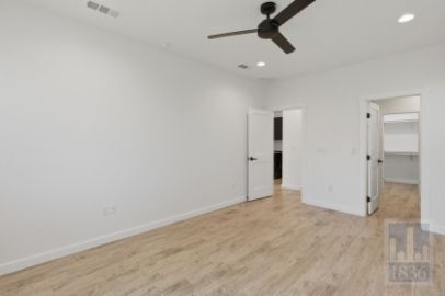 Building Photo - 505 Thelma Dr