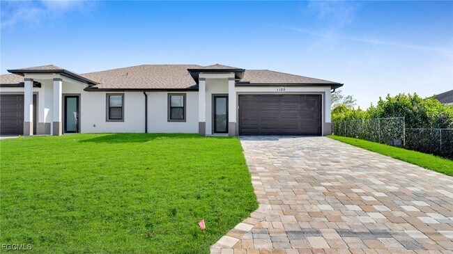 Building Photo - 1123 Hightower Ave S