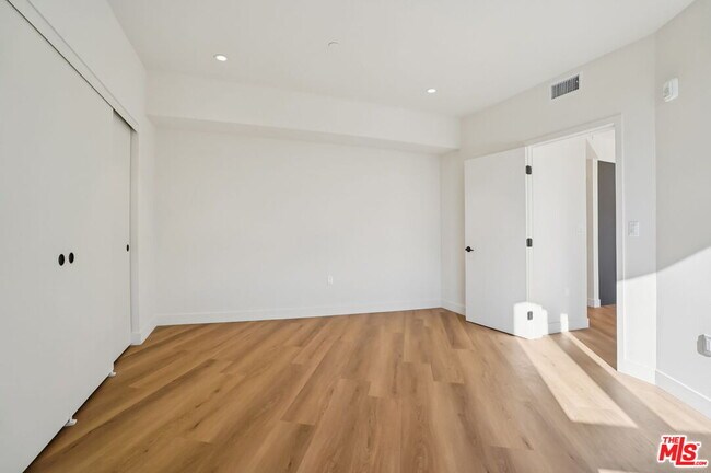 Building Photo - 1110 Spaulding Ave