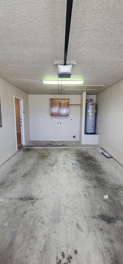 Building Photo - Lovely 2 Bed/2 Bath Duplex in Trimmier Est...