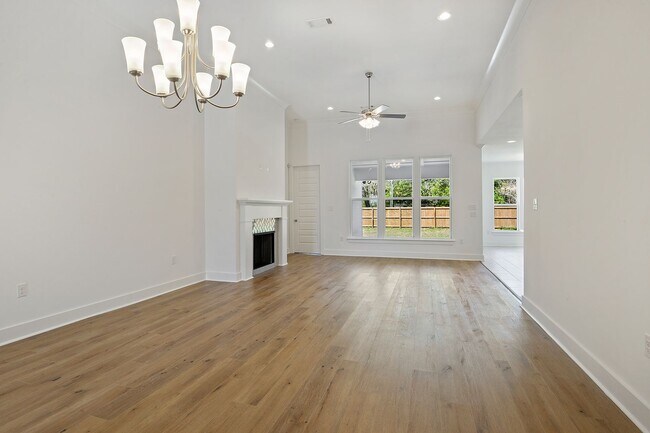 Building Photo - Beautiful 4 bedroom home in Ascension