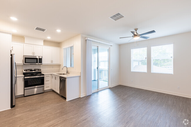 Interior Photo - Stadium Park Apartments