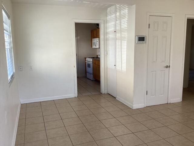 Building Photo - 44257 Beech Ave