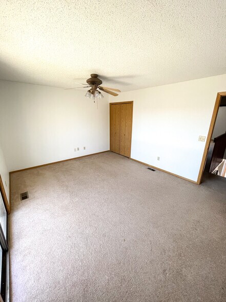 Building Photo - 5507 Fiesta Ln