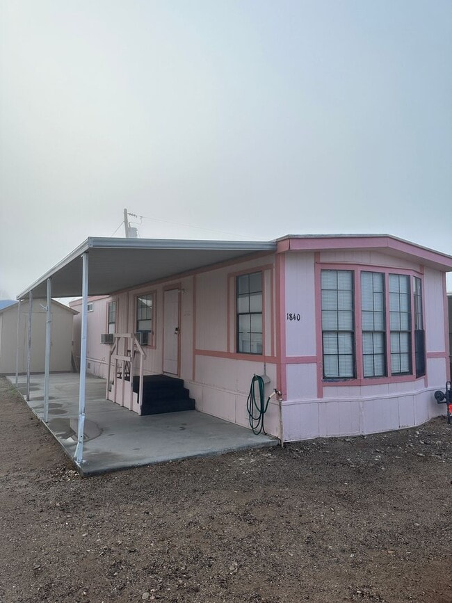 Charming 2 bedroom mobile - Charming  2 bedroom mobile