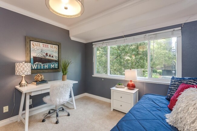 bedroom 1 - 1014 La Terrace Cir
