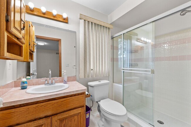 Building Photo - 53638 Springhill Meadows Dr