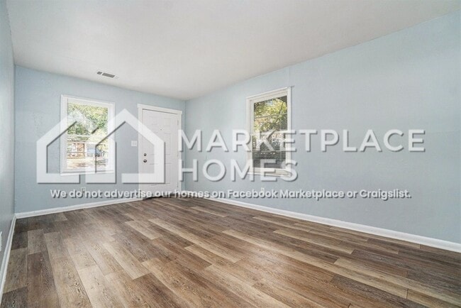 Building Photo - 2842 Mango Cir NW