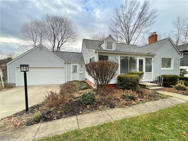 Primary Photo - 56 Goodhue Dr