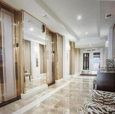 Building Photo - 3225 Turtle Creek Blvd
