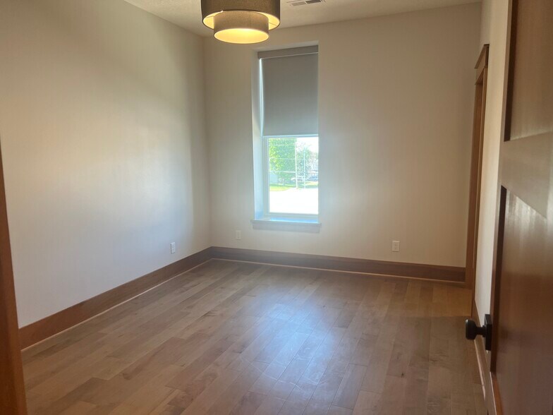 Master Bedroom - 324 9th St