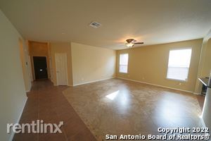 Building Photo - 3 br, 2 bath House - 772 Eagles Gln