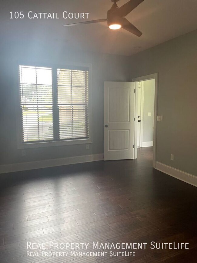 Building Photo - 105 Cattail Ct