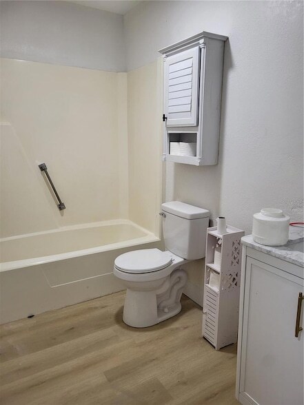 Building Photo - 5521 80th St N