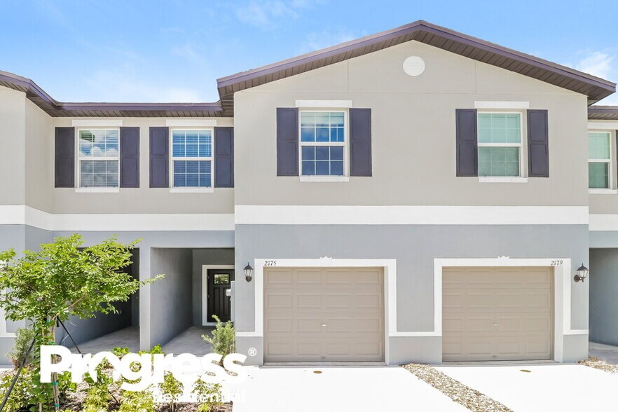 Primary Photo - 2175 Great Sapphire Ln