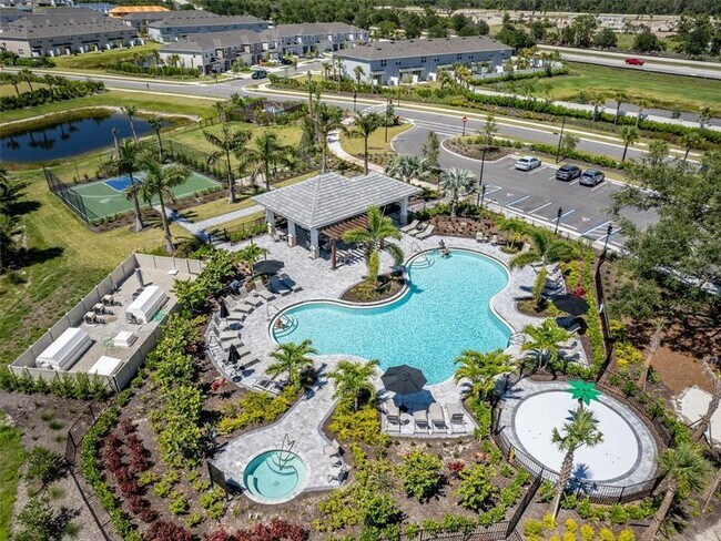 Building Photo - 5728 Haven Ter