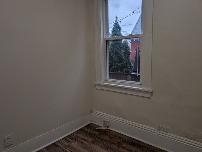 Building Photo - 1851 W 52nd St