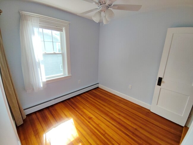 Building Photo - 162 Elmwood Ave