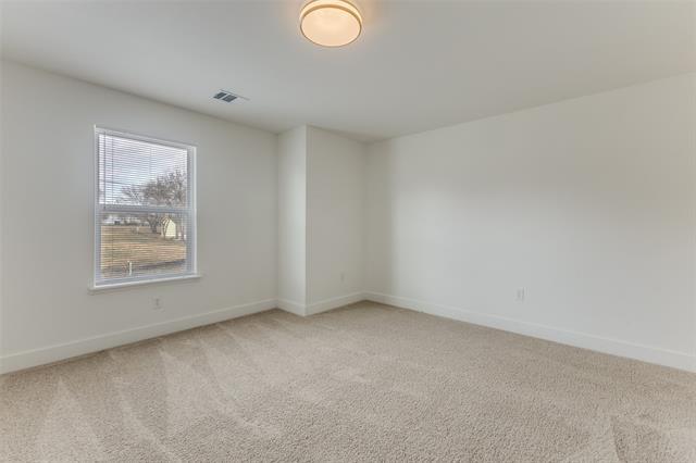 Building Photo - 5518 Loving Dr