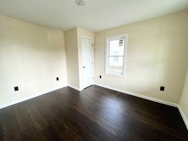 Building Photo - 309 Harney St