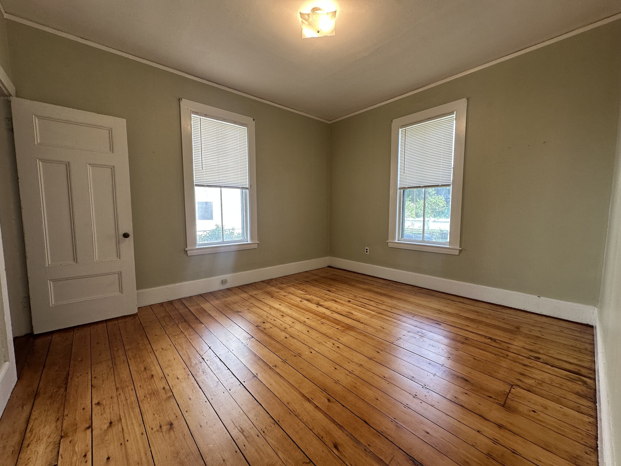 Building Photo - 55 Rindge Ave