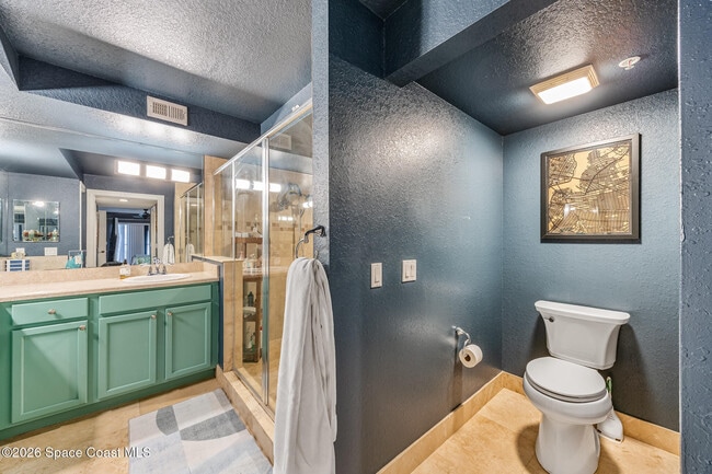 Building Photo - 121 Lancha Cir
