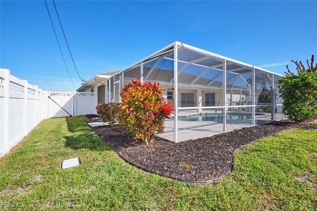 Building Photo - 132 SE 19th Terrace